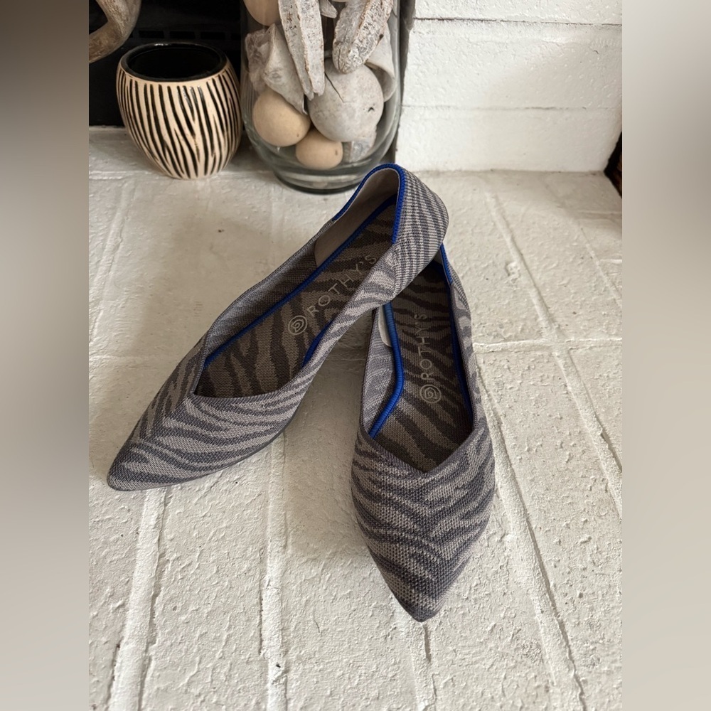 Rothy’s The Point Shoes Women’s 10 Gray Zebra Print Knit Slip On Comfort Flats